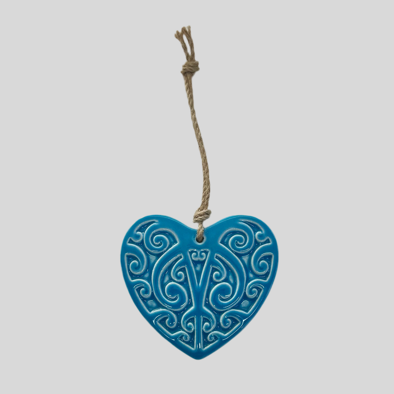 Kōwhaiwhai Ceramic Heart